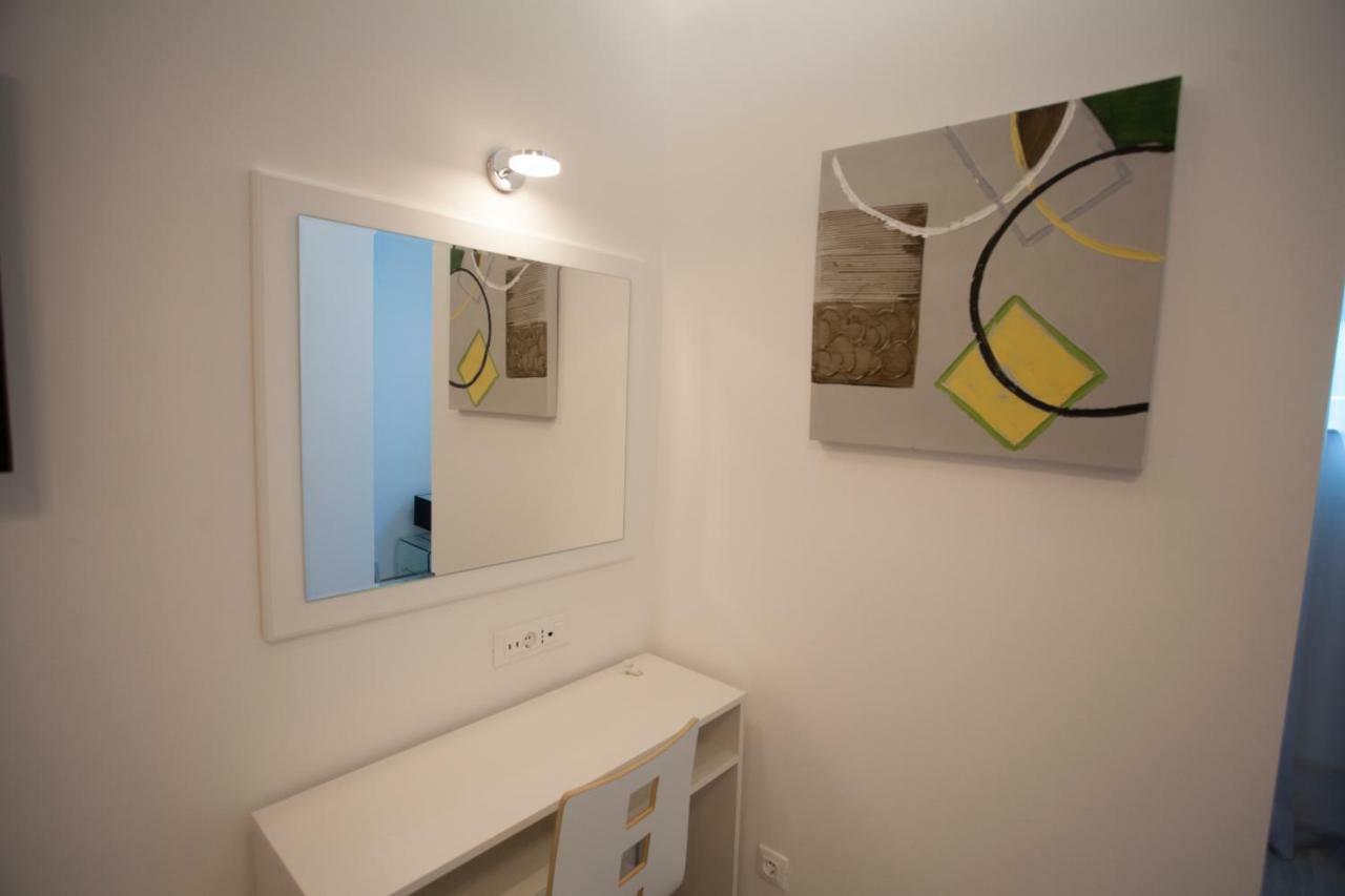 Apartments Lovret Flowers Split Bagian luar foto
